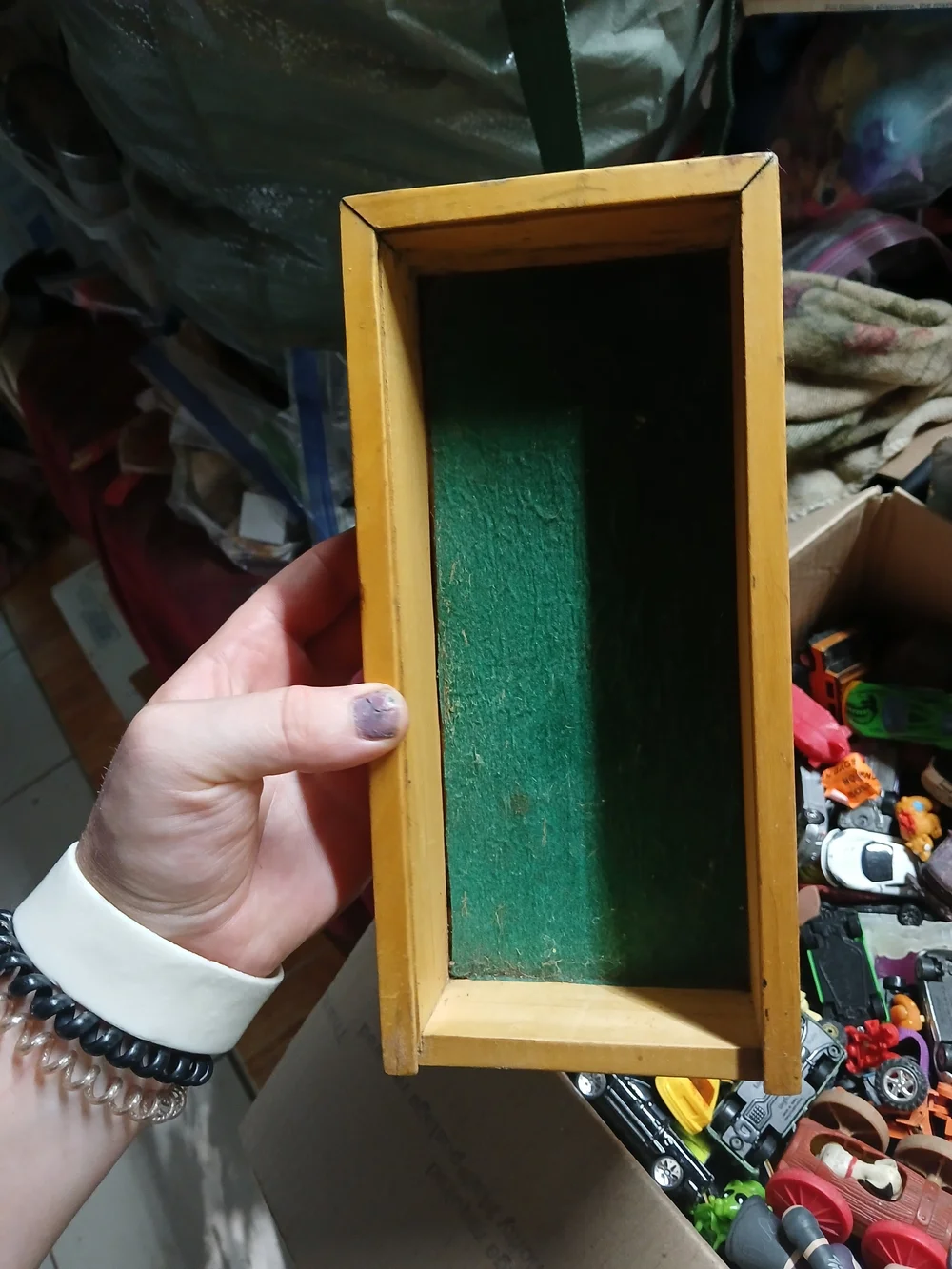 vintage wooden drawer tray classic machinist/jewelry Chips 9 3/4